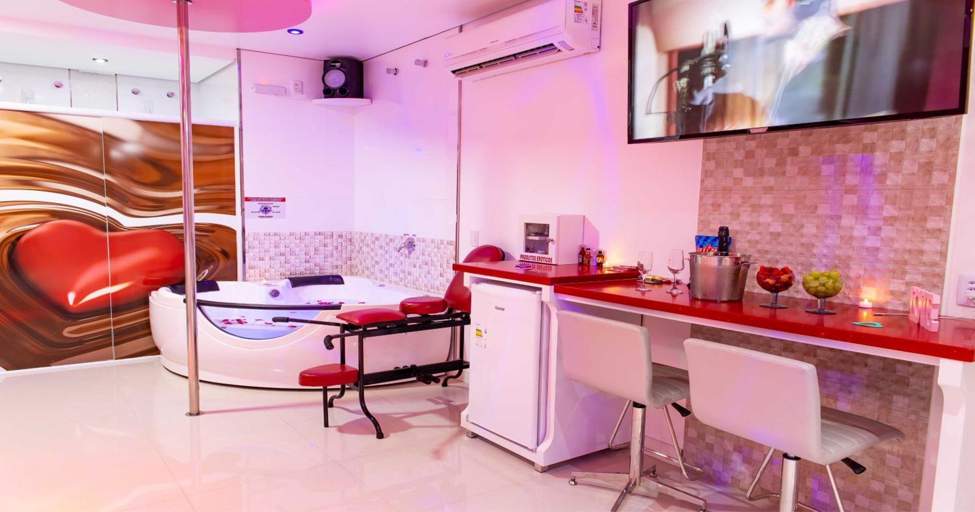 Motel Drive In T - Prolongamento Da Avenida Getulio Vargas Facil Acesso Ao Shopping Patio Chapecó Exteriör bild